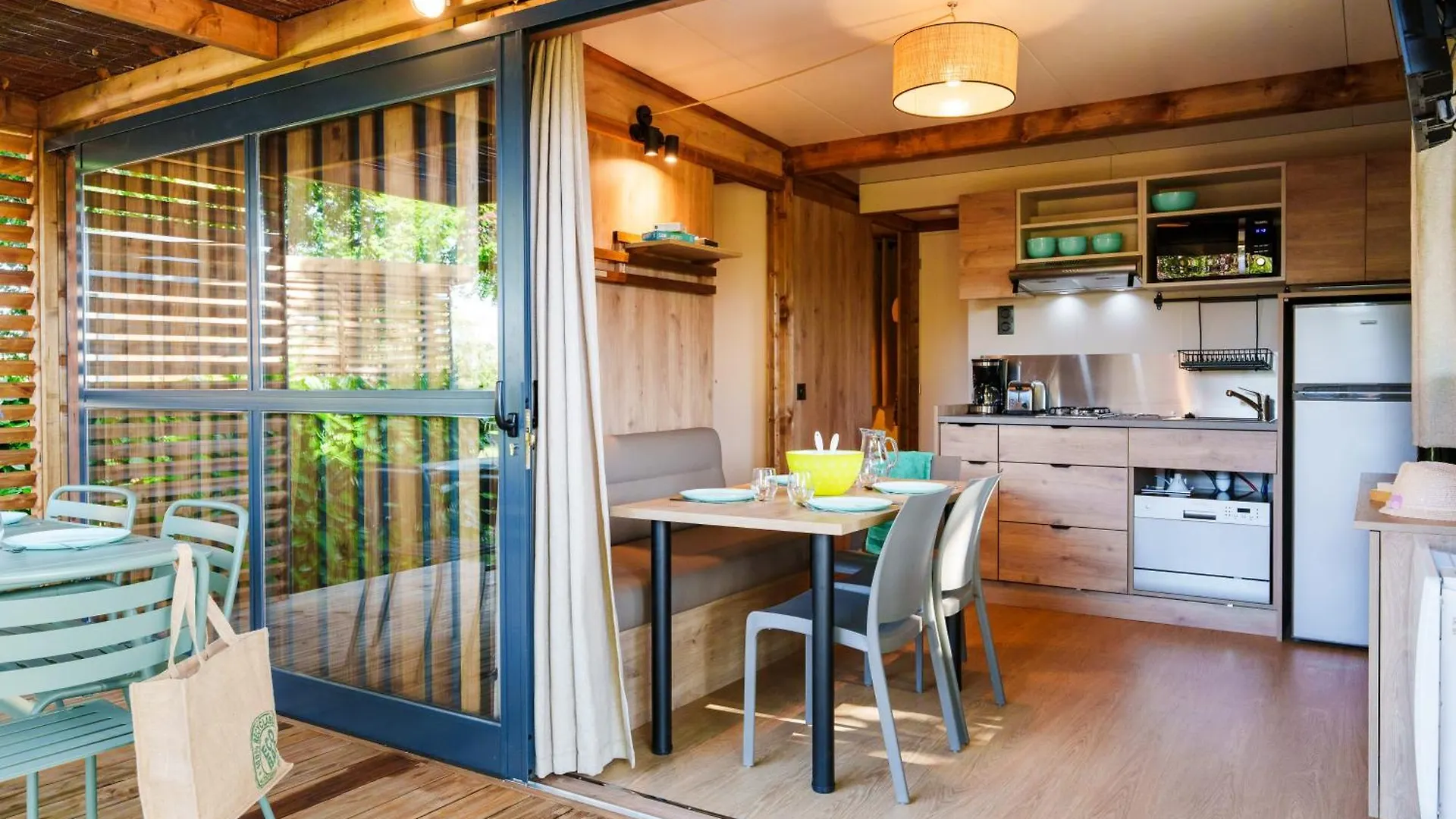 Camping De Lochrist 콩카르노