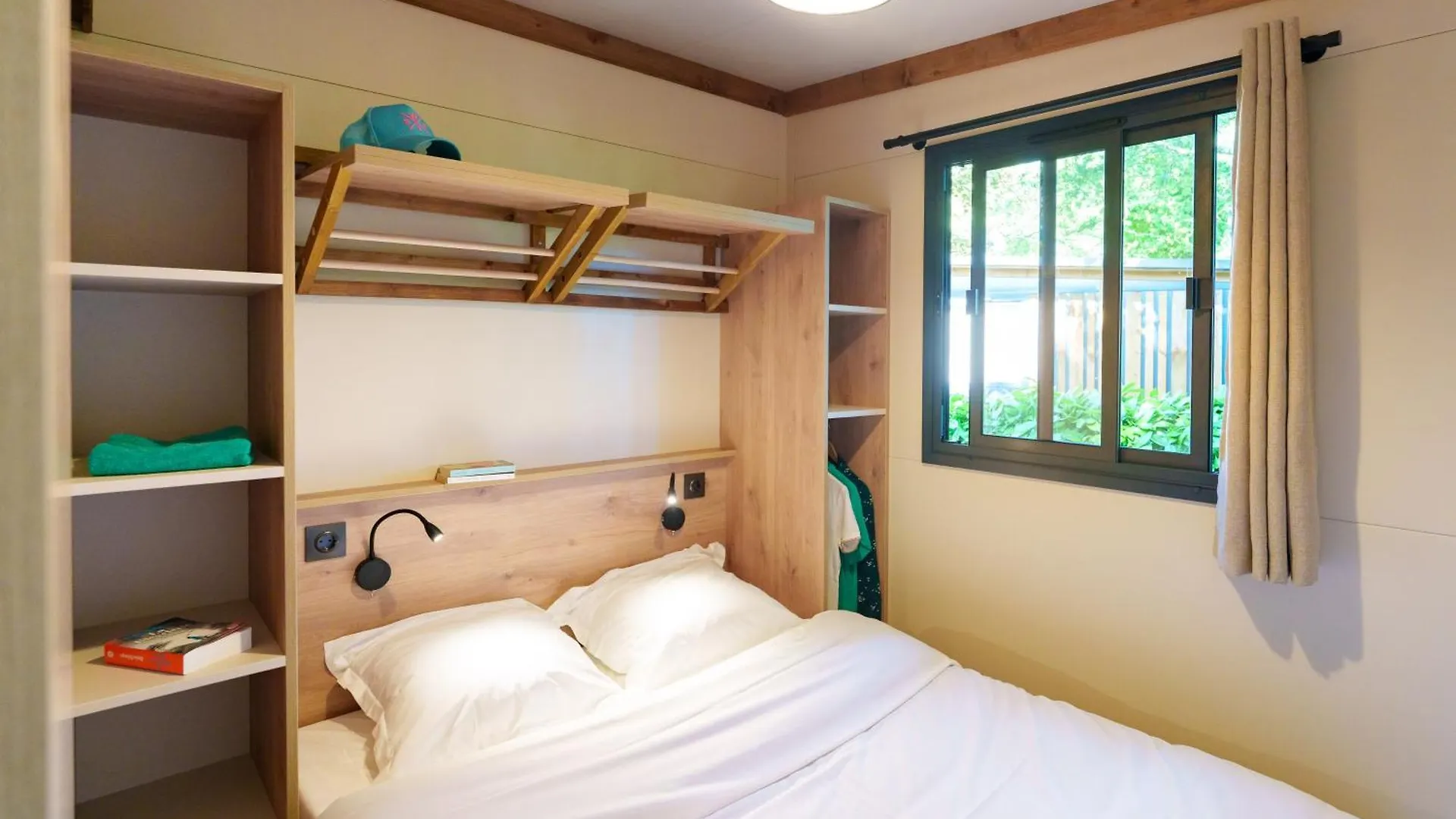 Camping De Lochrist 콩카르노